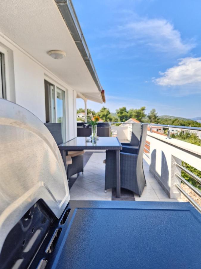 Luxury Apartments Silva With Sea View 奥库格哥恩基 外观 照片