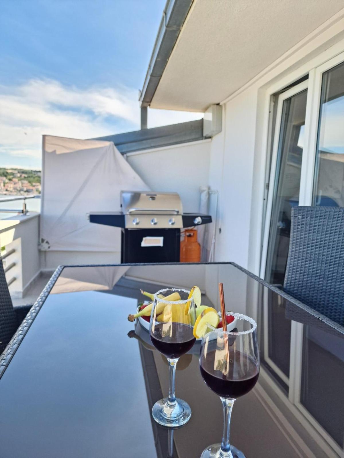 Luxury Apartments Silva With Sea View 奥库格哥恩基 外观 照片