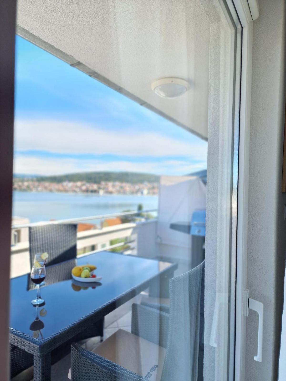 Luxury Apartments Silva With Sea View 奥库格哥恩基 外观 照片