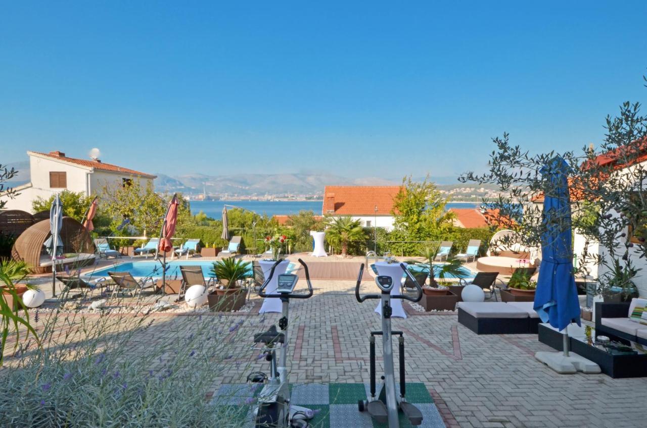 Luxury Apartments Silva With Sea View 奥库格哥恩基 外观 照片